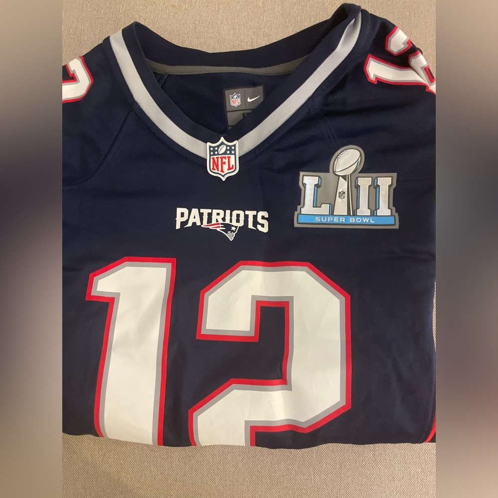 Patriots Tom Brady Jersey, with Super Bowl 52 patch